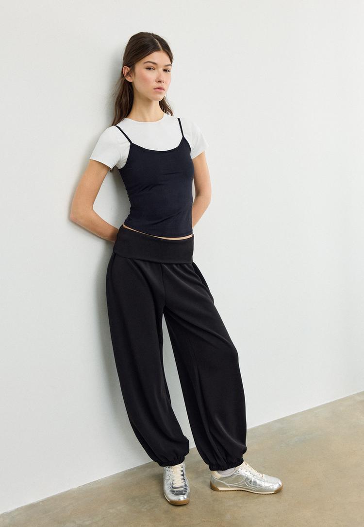 Stradivarius Tricou De Bază Cu Bretele Negru Xl