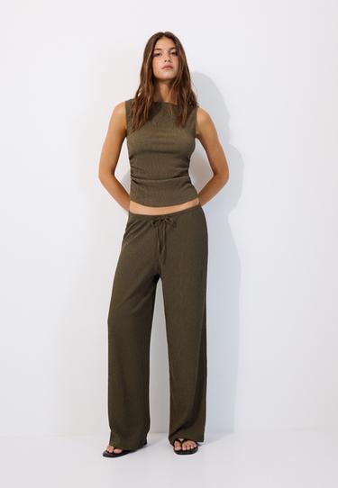 Creased-effect straight trousers — Khaki 1