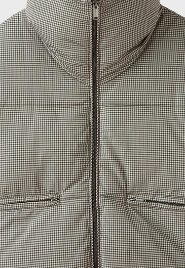 Checked high neck cropped puffer jacket — Beige 8