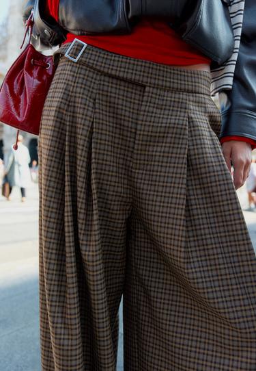 Balloon  buckle trousers — Beige 5