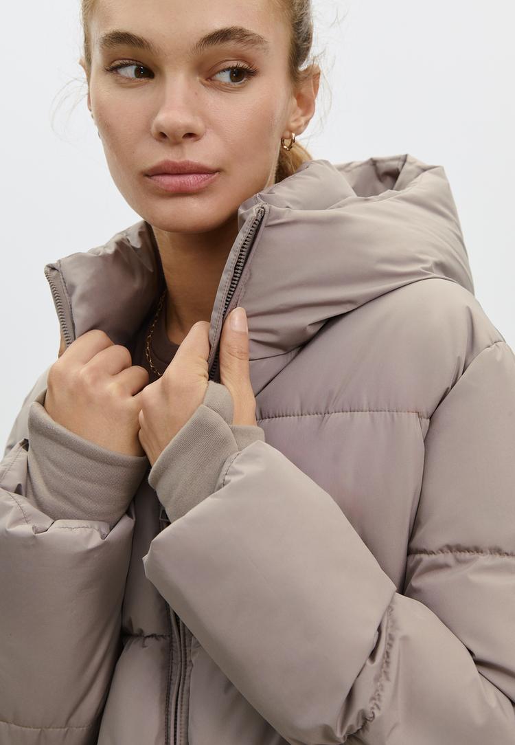 basic hooded puffer jacket
