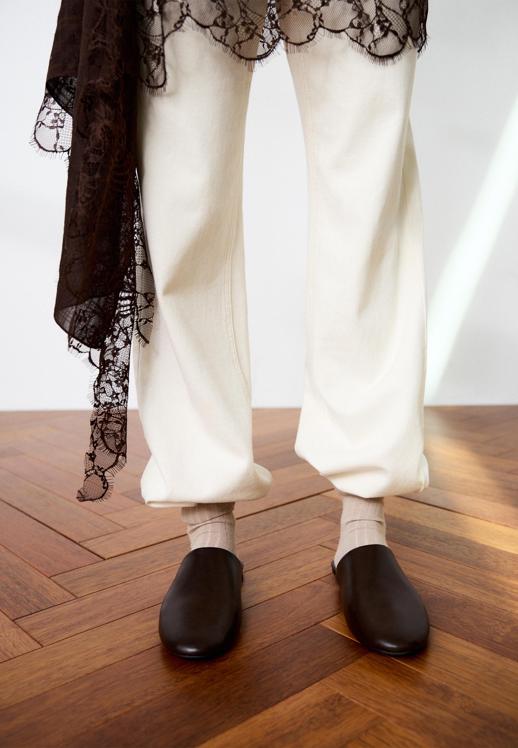 Leather effect slippers — BROWN