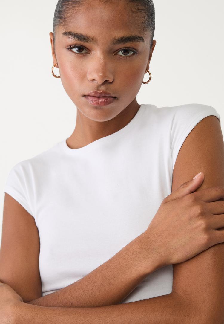 camiseta basica ajustada crop