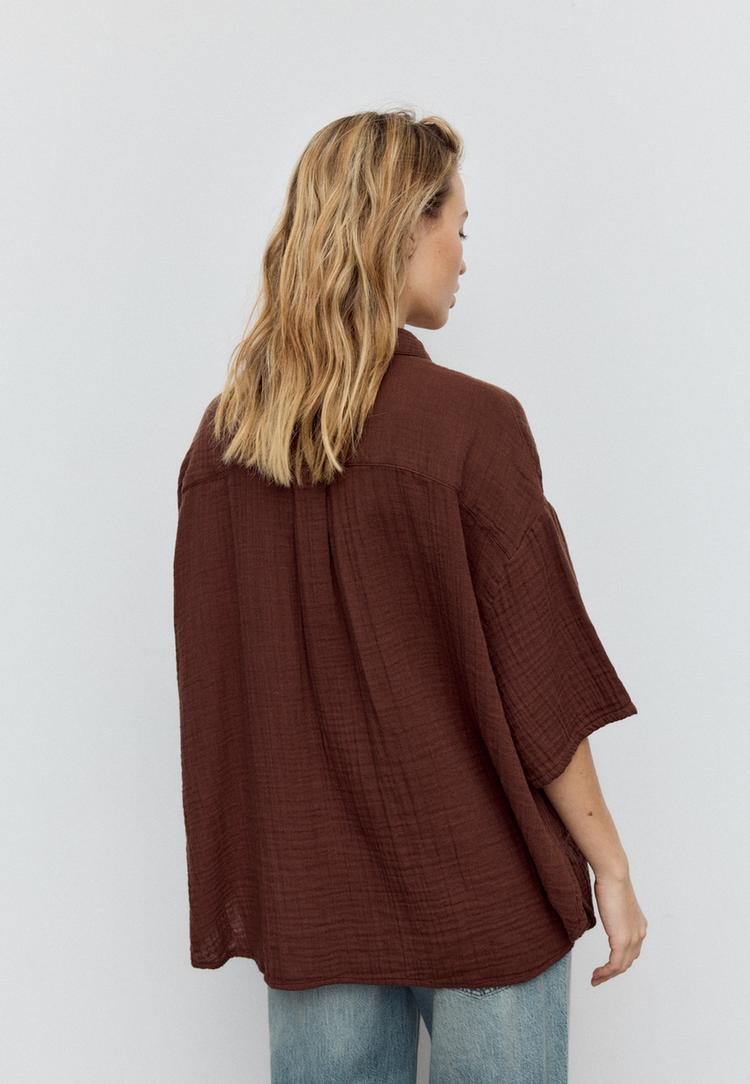 dokumlu pamuklu gomlek