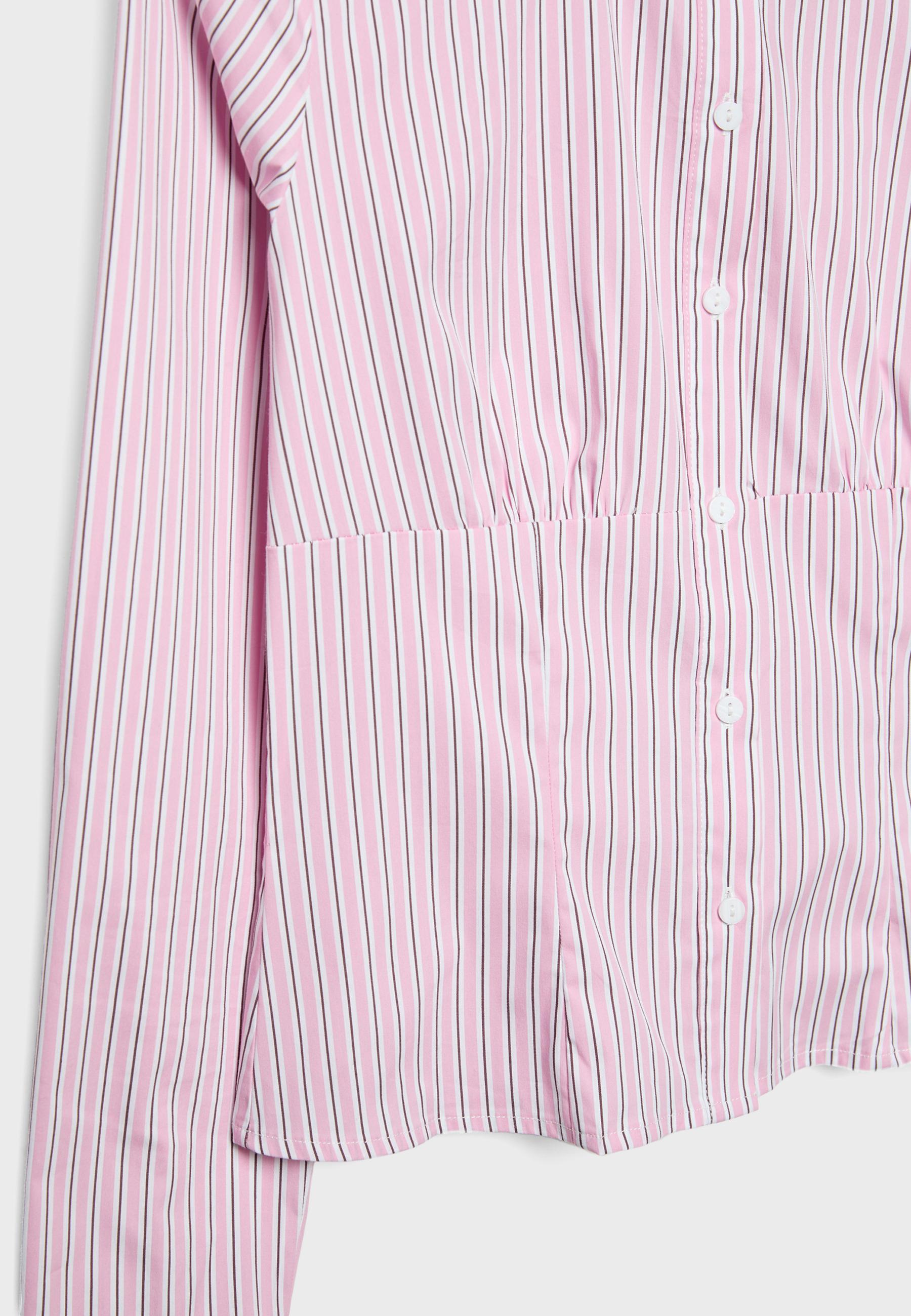 Fitted shirt with underbust seam — Pastel pink