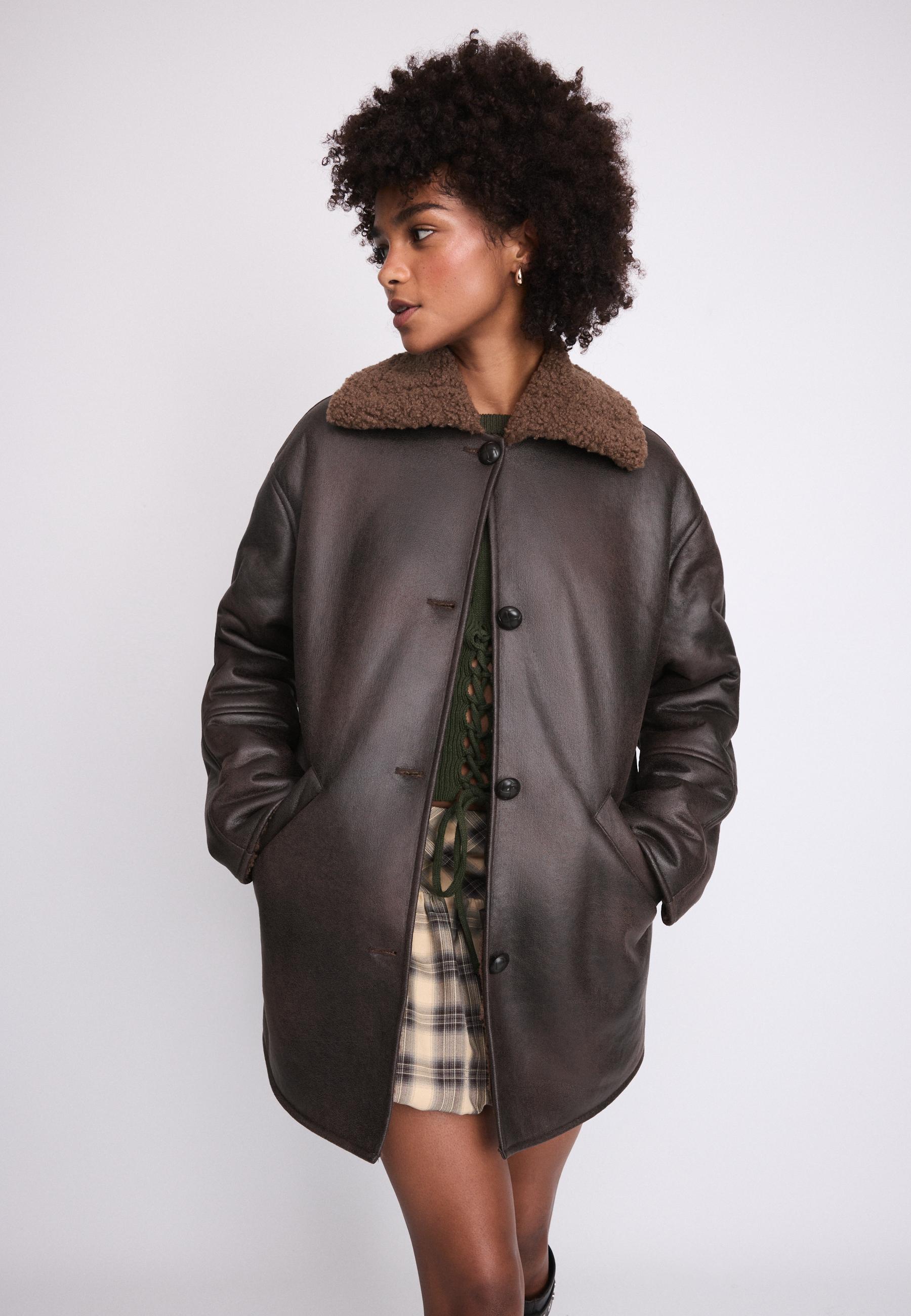 Oversize double-faced button-up jacket — Brown