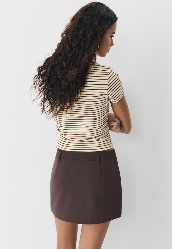 Базова Тениска На Райета, Слим Кройка