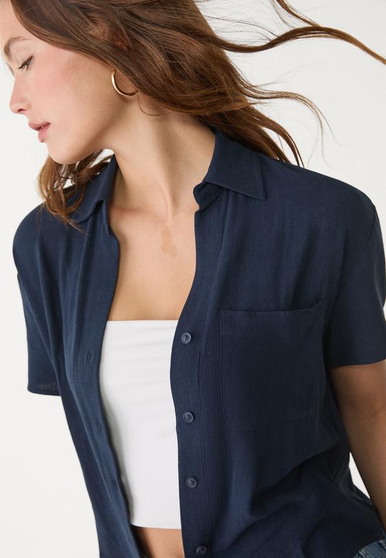 camisa manga corta efecto lino