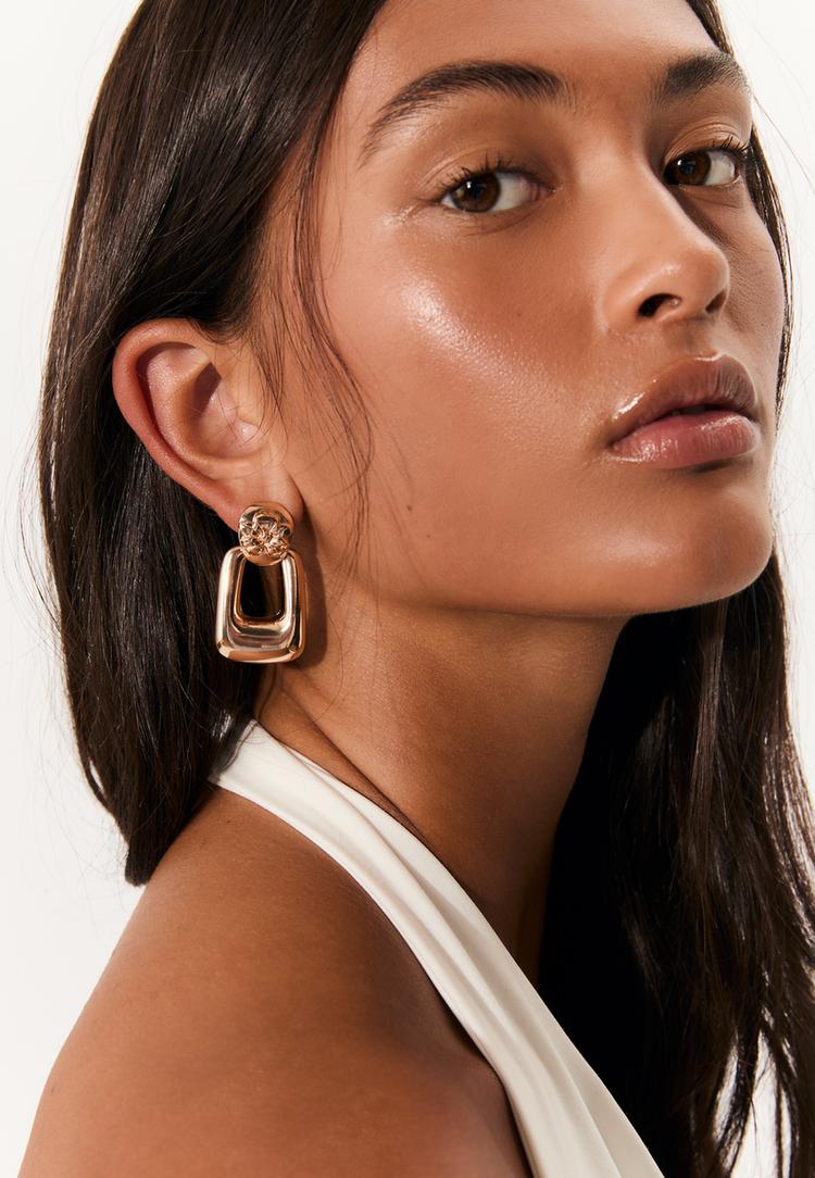 set 2 pendientes volumen flor