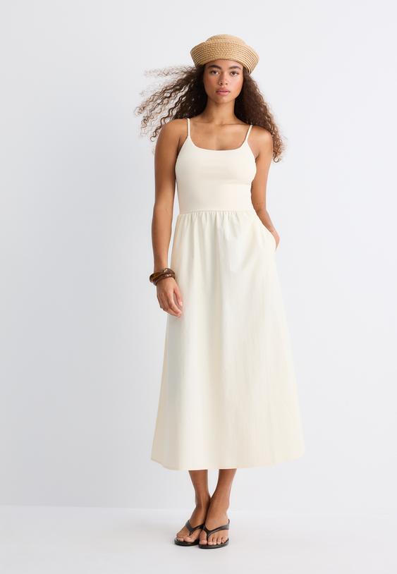 vestido midi bimateria tirantes