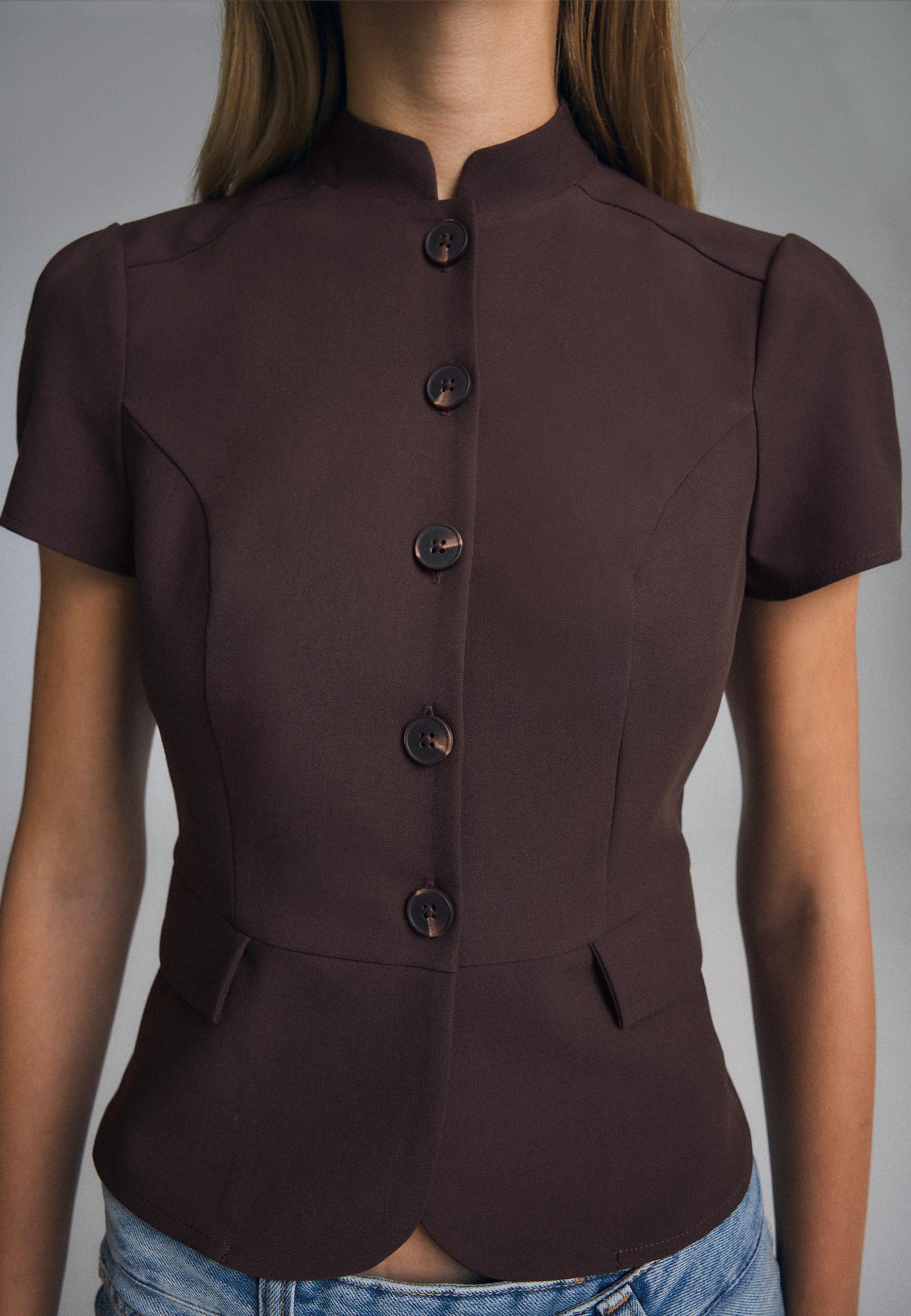 Fitted short sleeve shirt — Brown