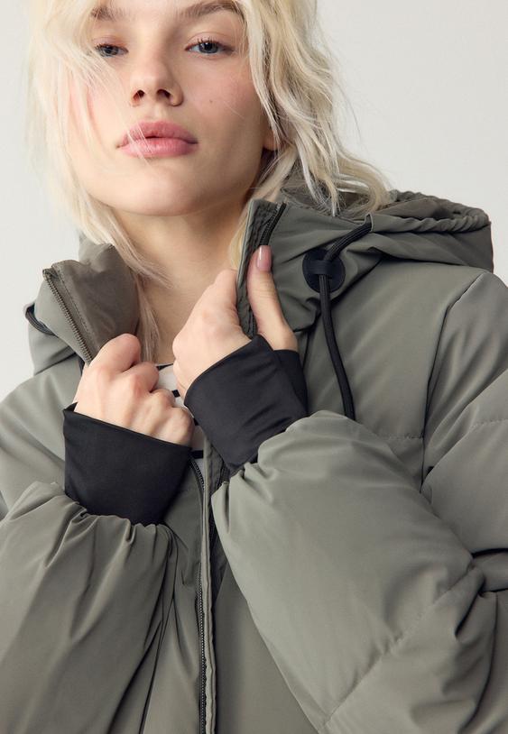 cazadora acolchada capucha