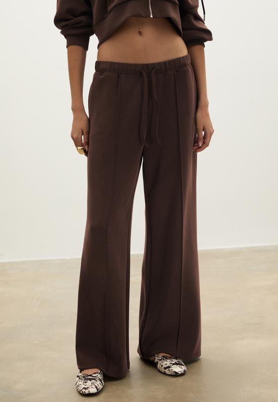 pantalon jogger wide leg nervio tacto suave