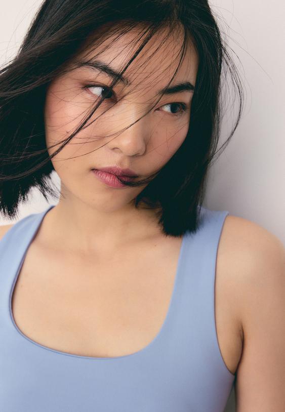 t shirt polyamide a larges bretelles