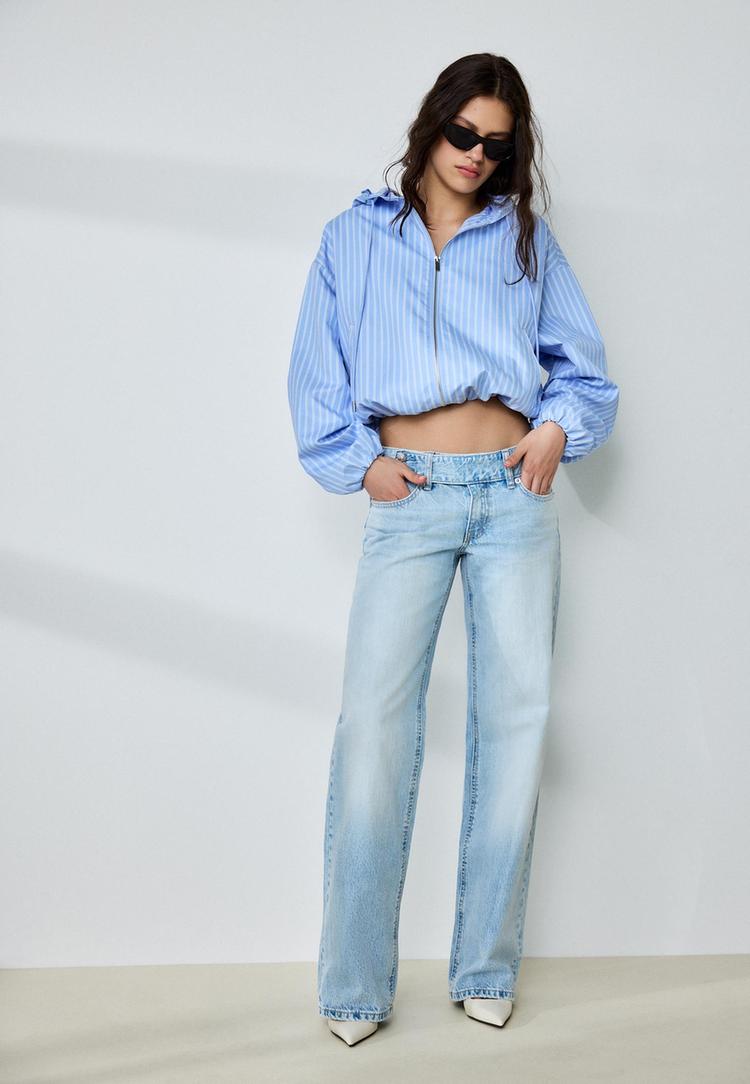 Основно Найлоново Яке С Качулка На Райета