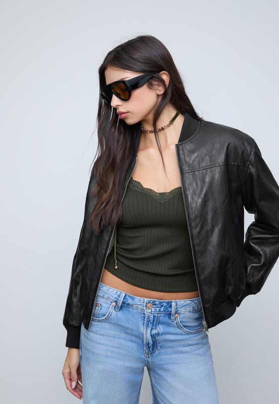 cazadora acolchada bomber efecto piel