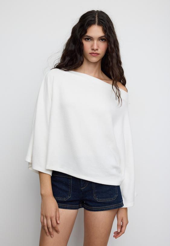 Stradivarius Boat Neck Cape Top Ecru M