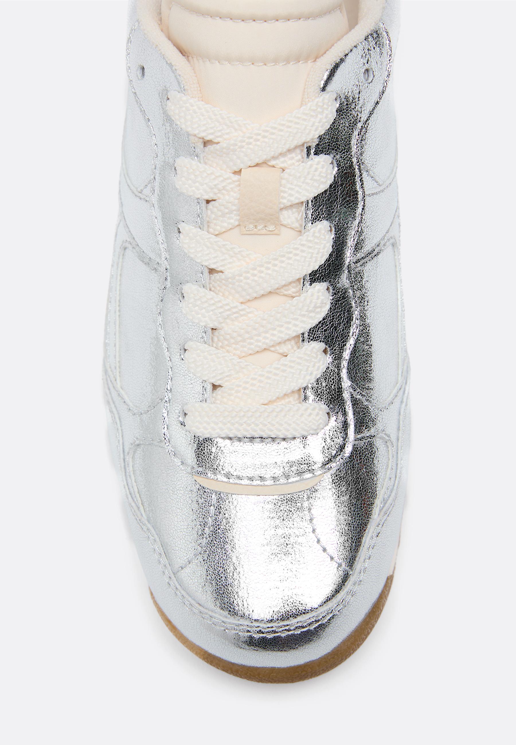 Metallic-effect trainers — SILVER