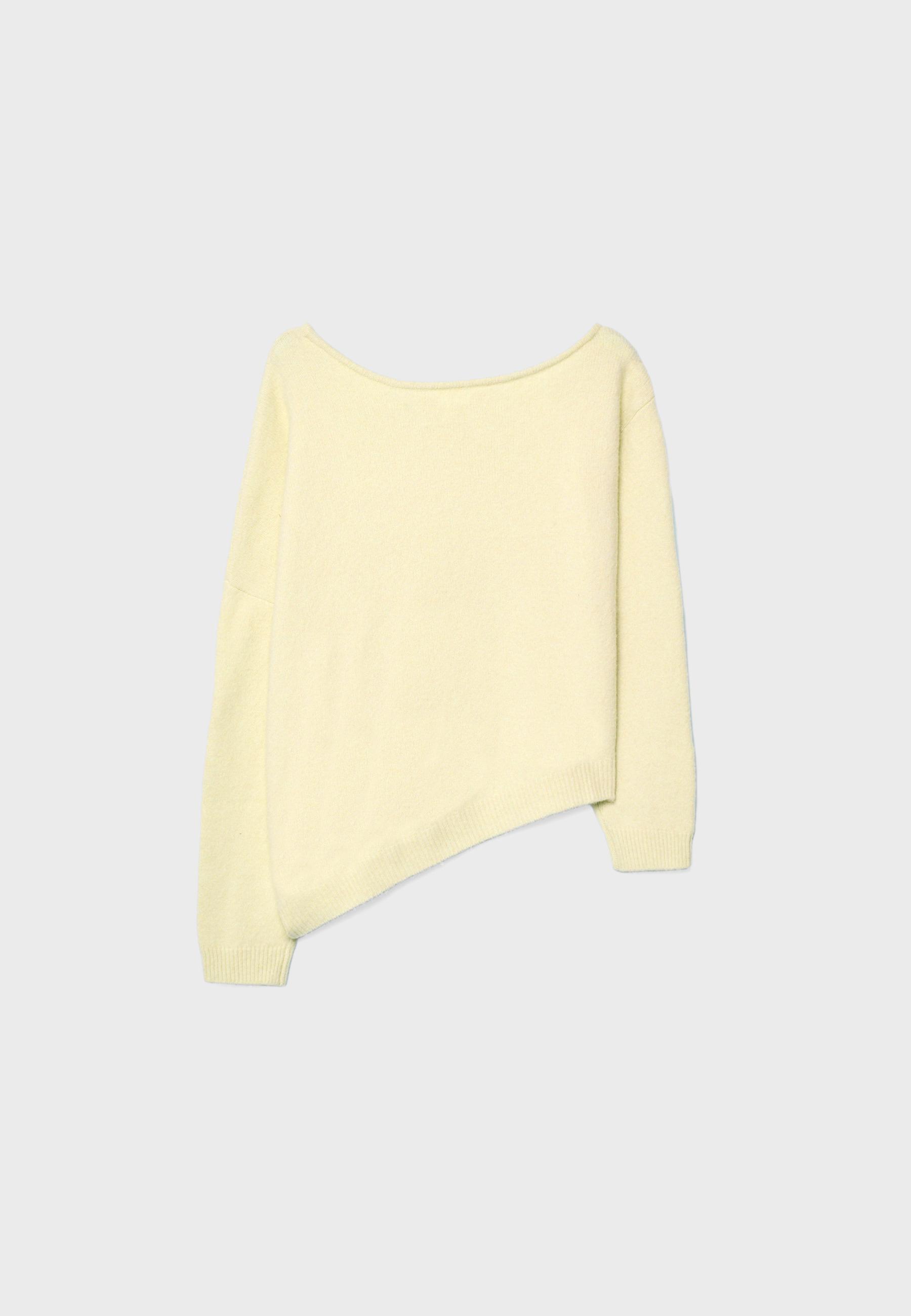 Asymmetric knit sweater — Pastel yellow
