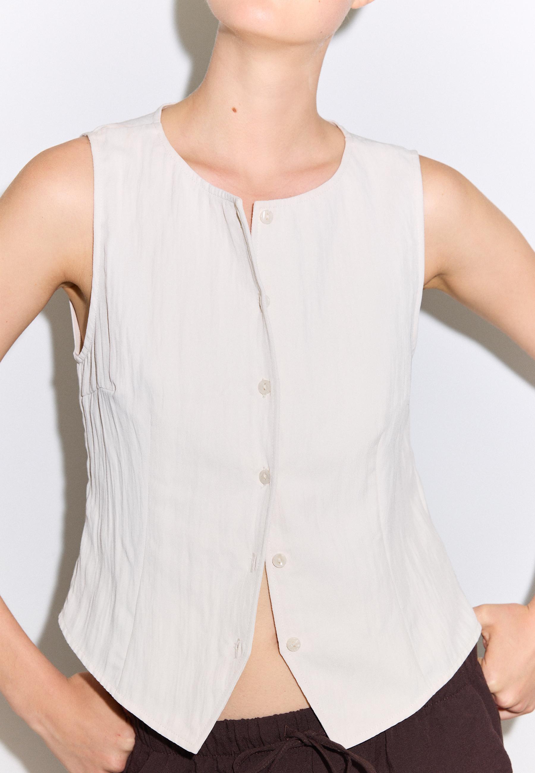 Regular buttoned waistcoat — Stone