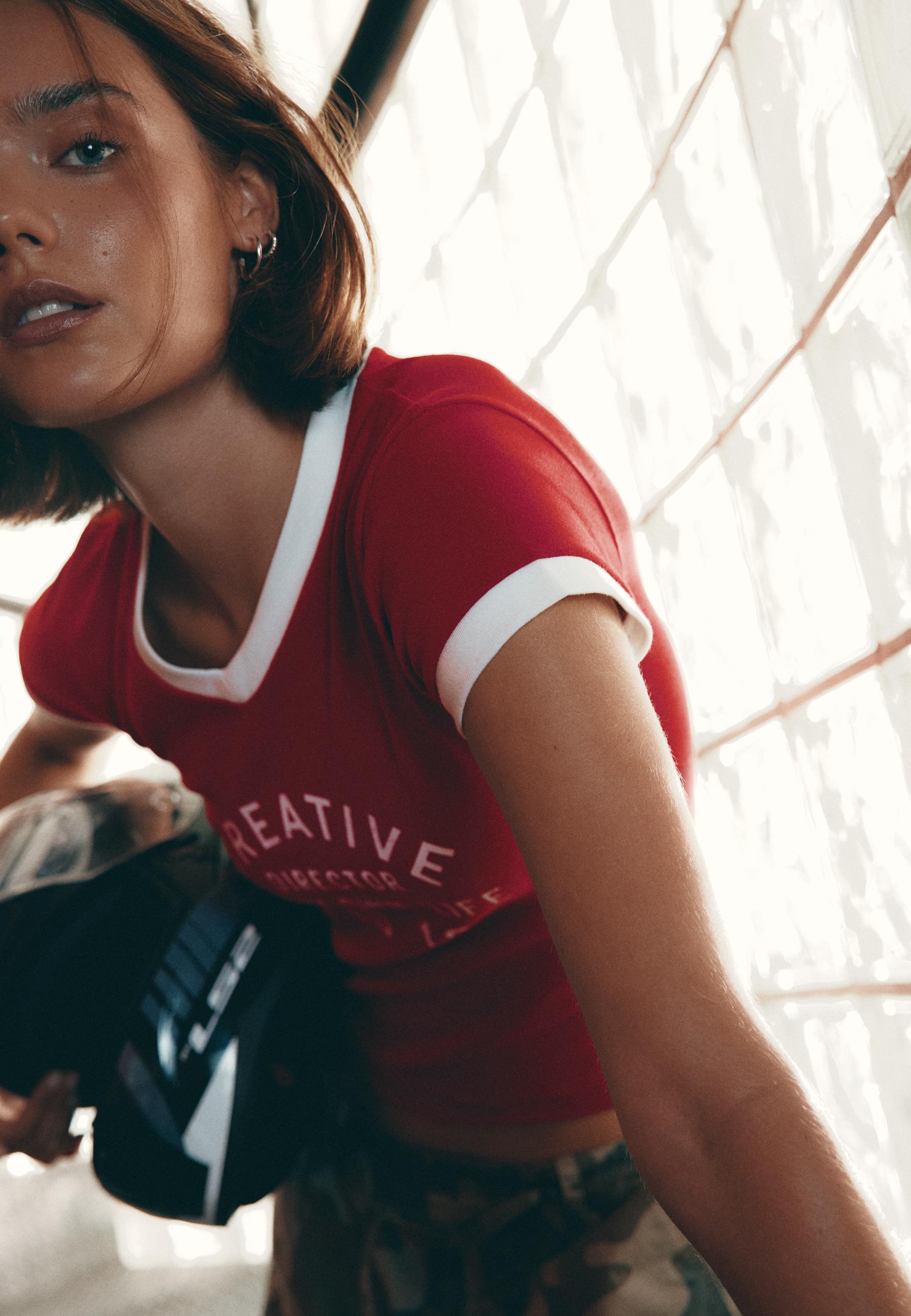 Graphic V-neck T-shirt — Red