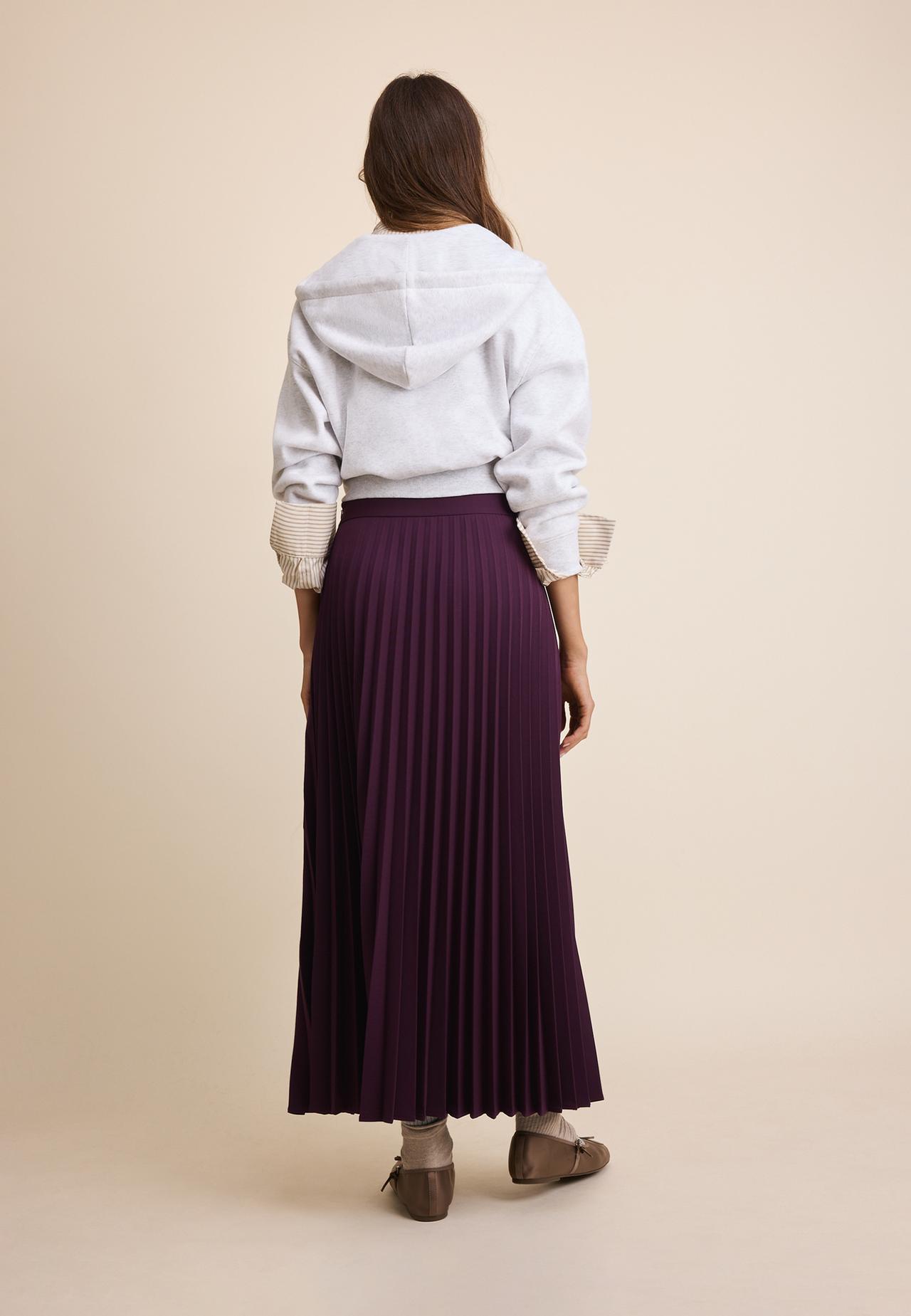 Pleated maxi skirt — AUBERGINE