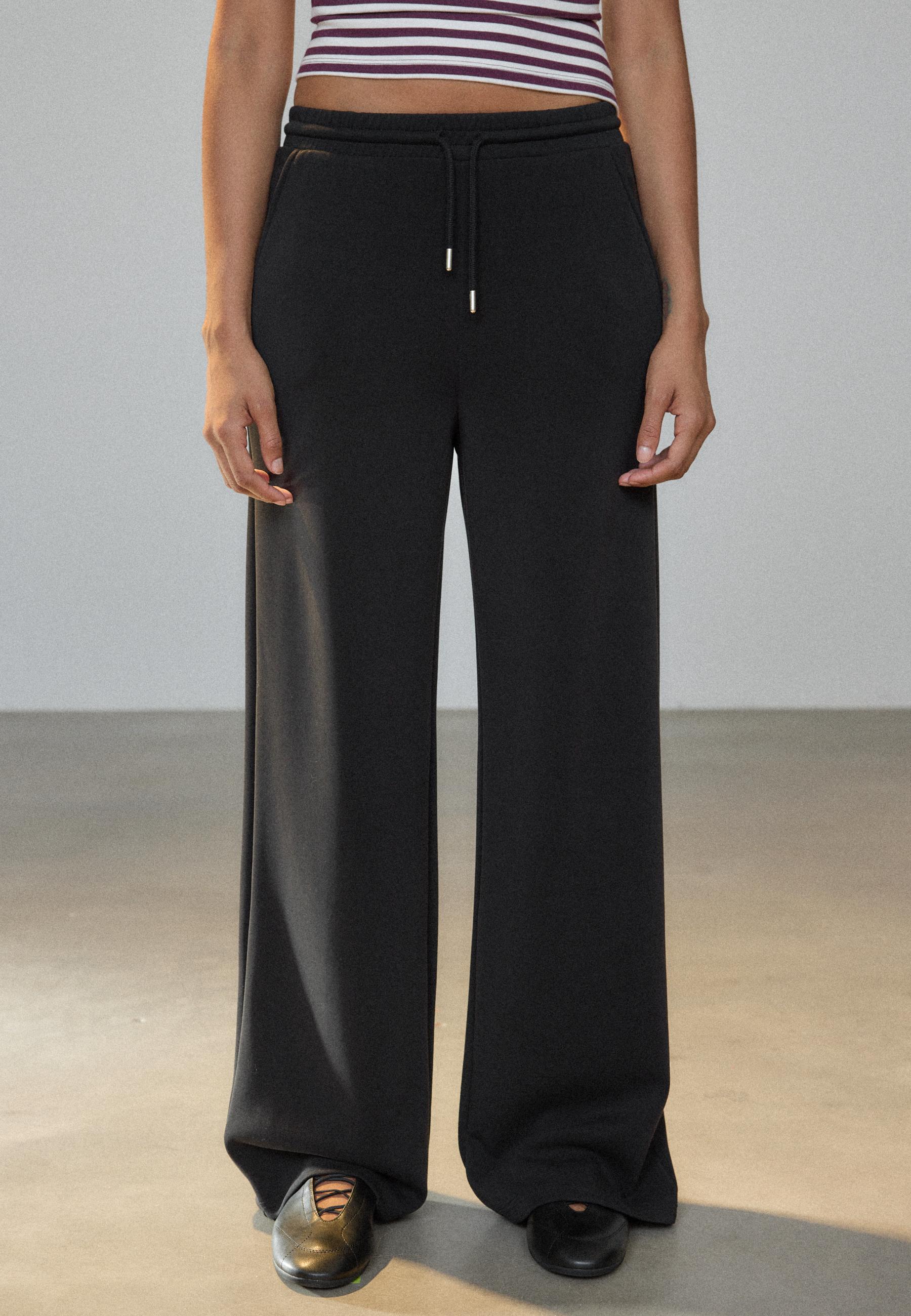 Stradivarius Παντελόνι Jogger Palazzo Με Απαλή Υφή Μαύρο Xl