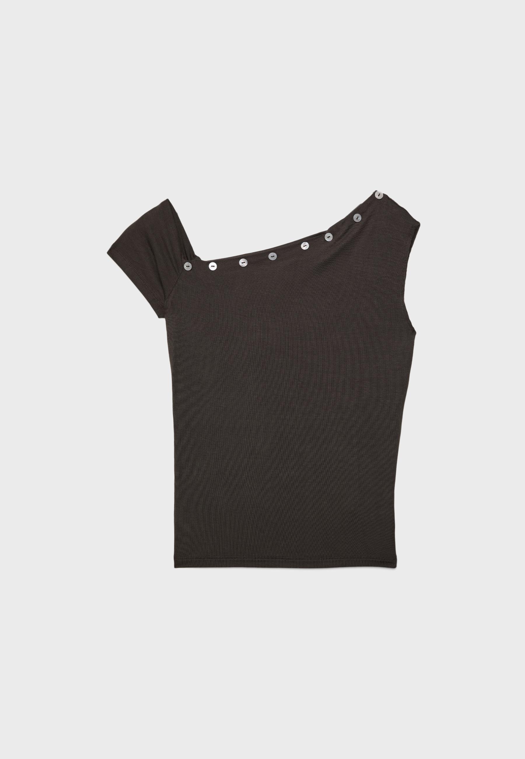 Asymmetric button T-shirt — Brown