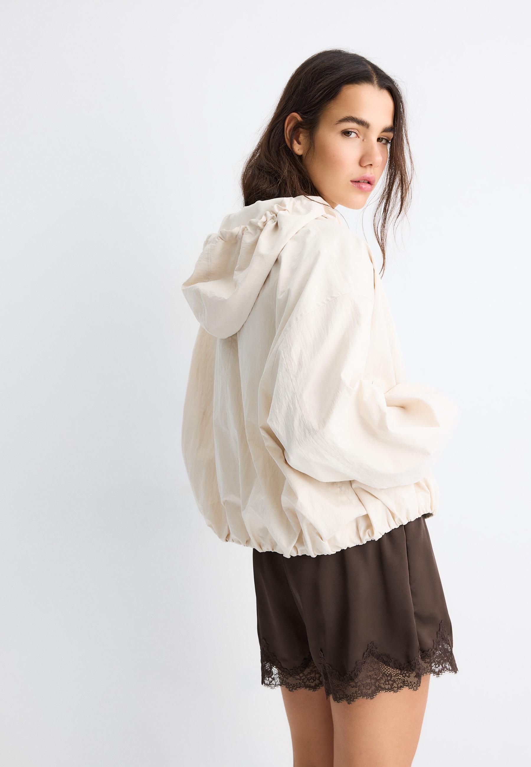 Basic nylon hooded jacket — Ecru