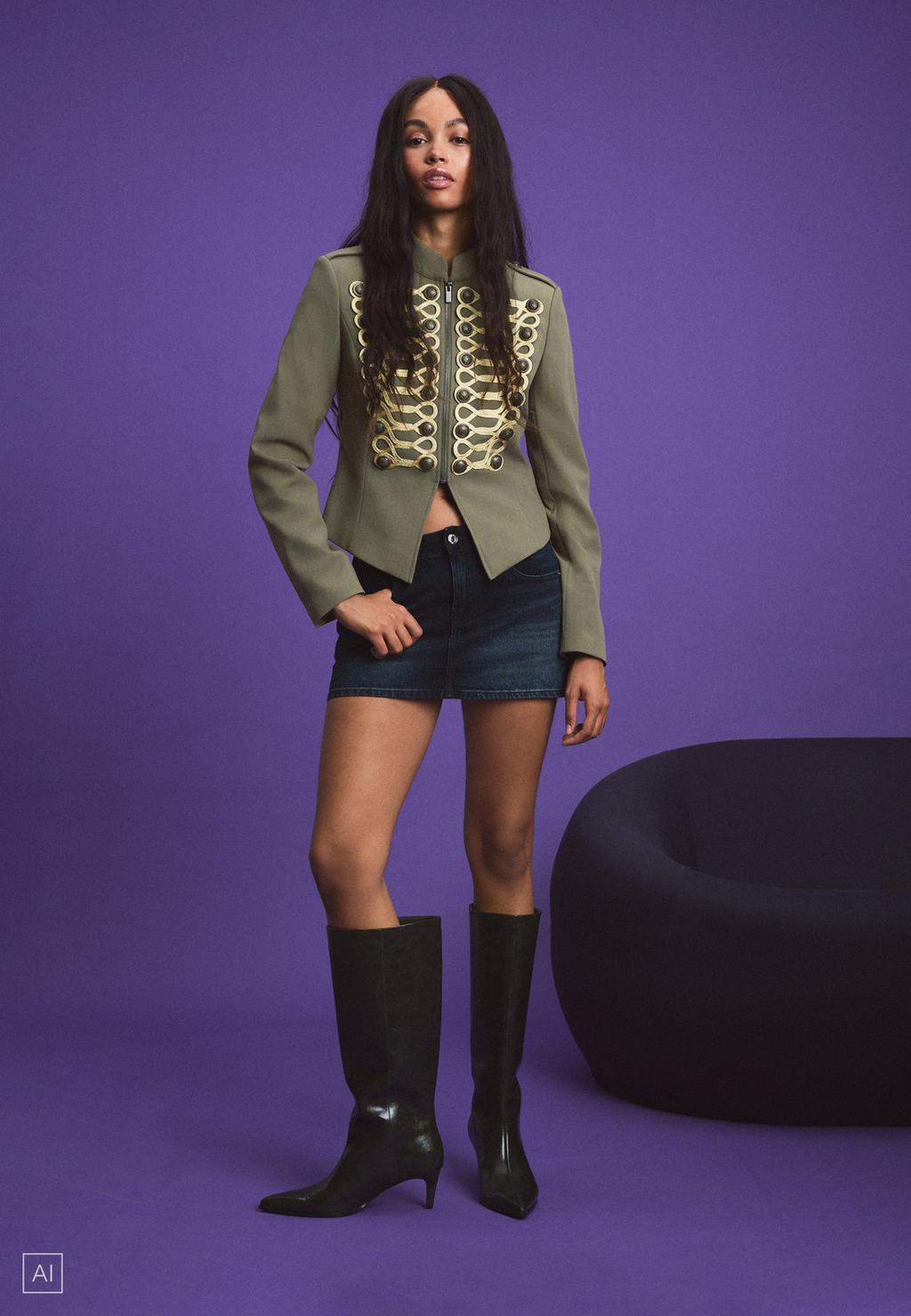 Kavaj Med Metall-Knapp