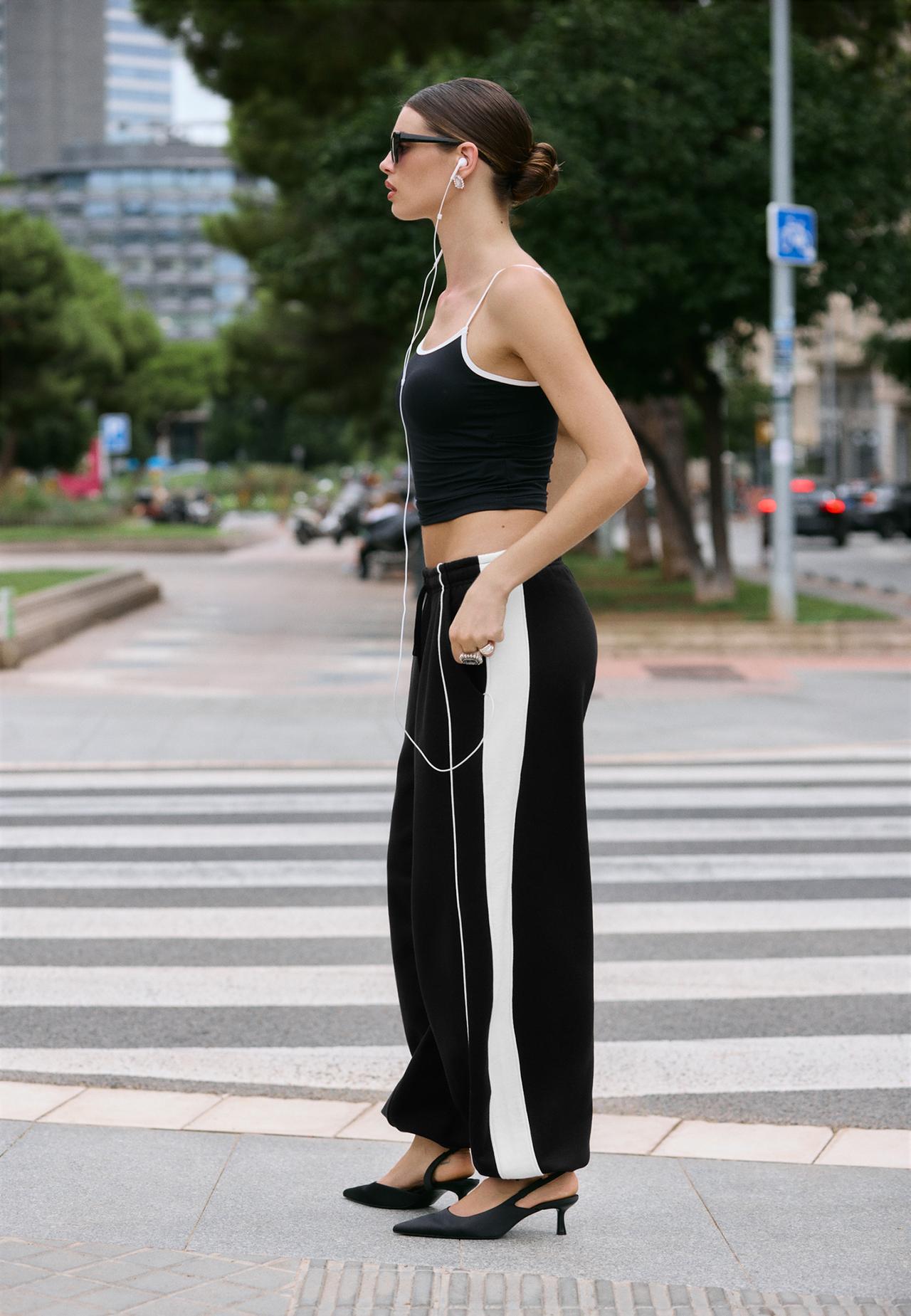 Plush acid wash joggers with toggles — Black