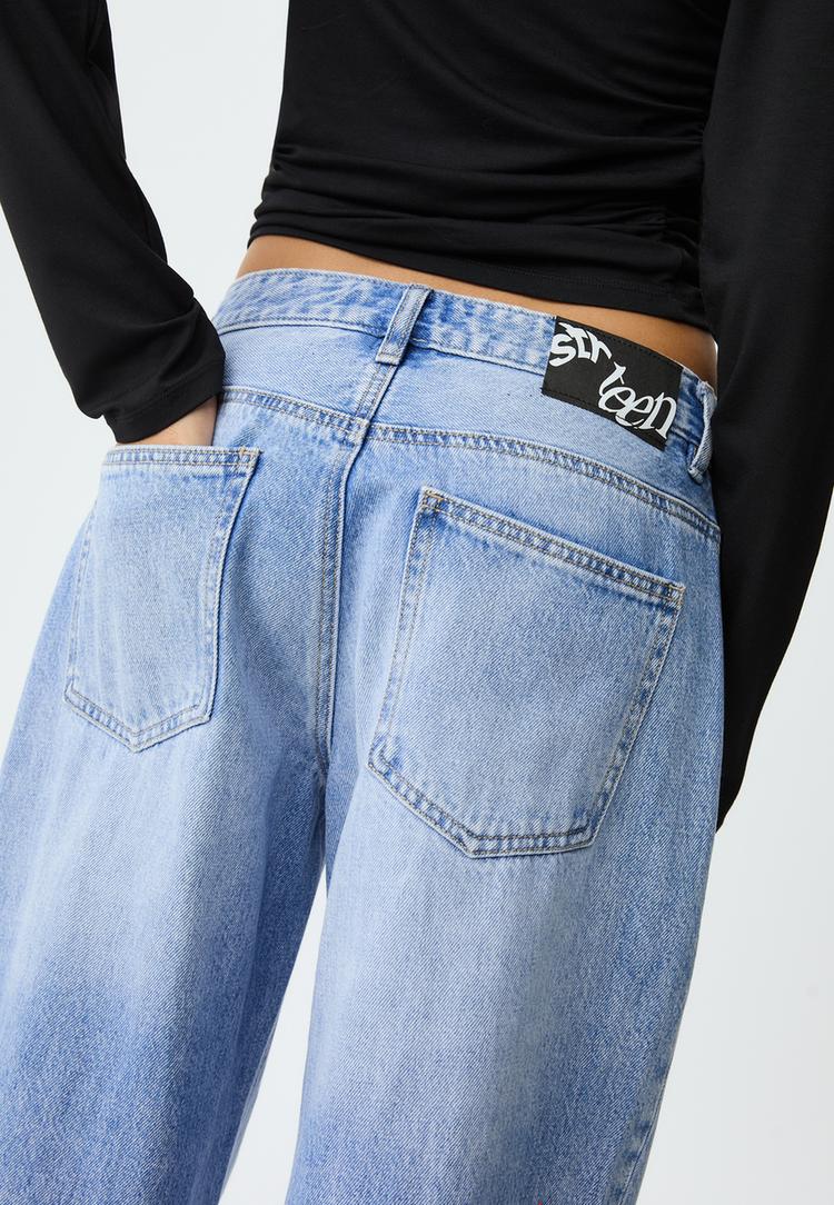 baggy jeans