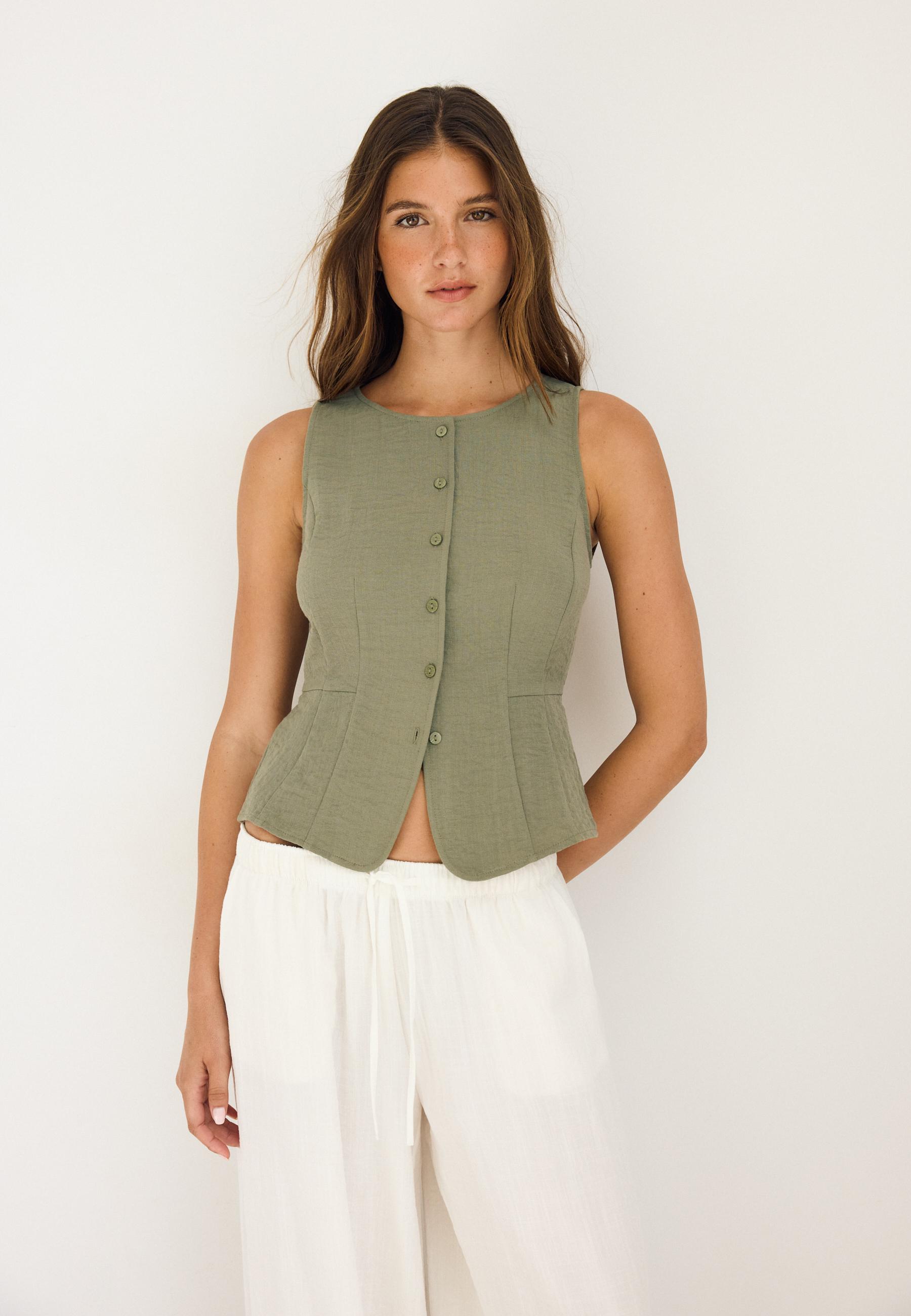 Buttoned waistcoat — Khaki