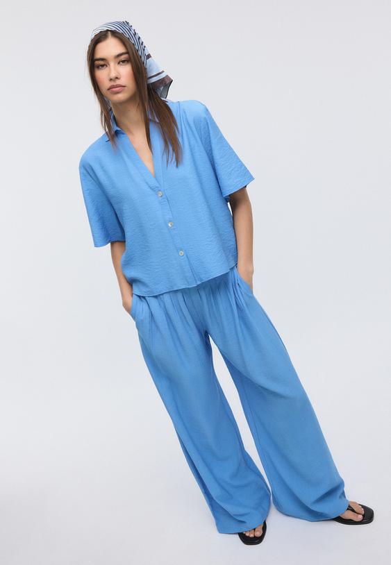 Ефирна Риза С Копчета