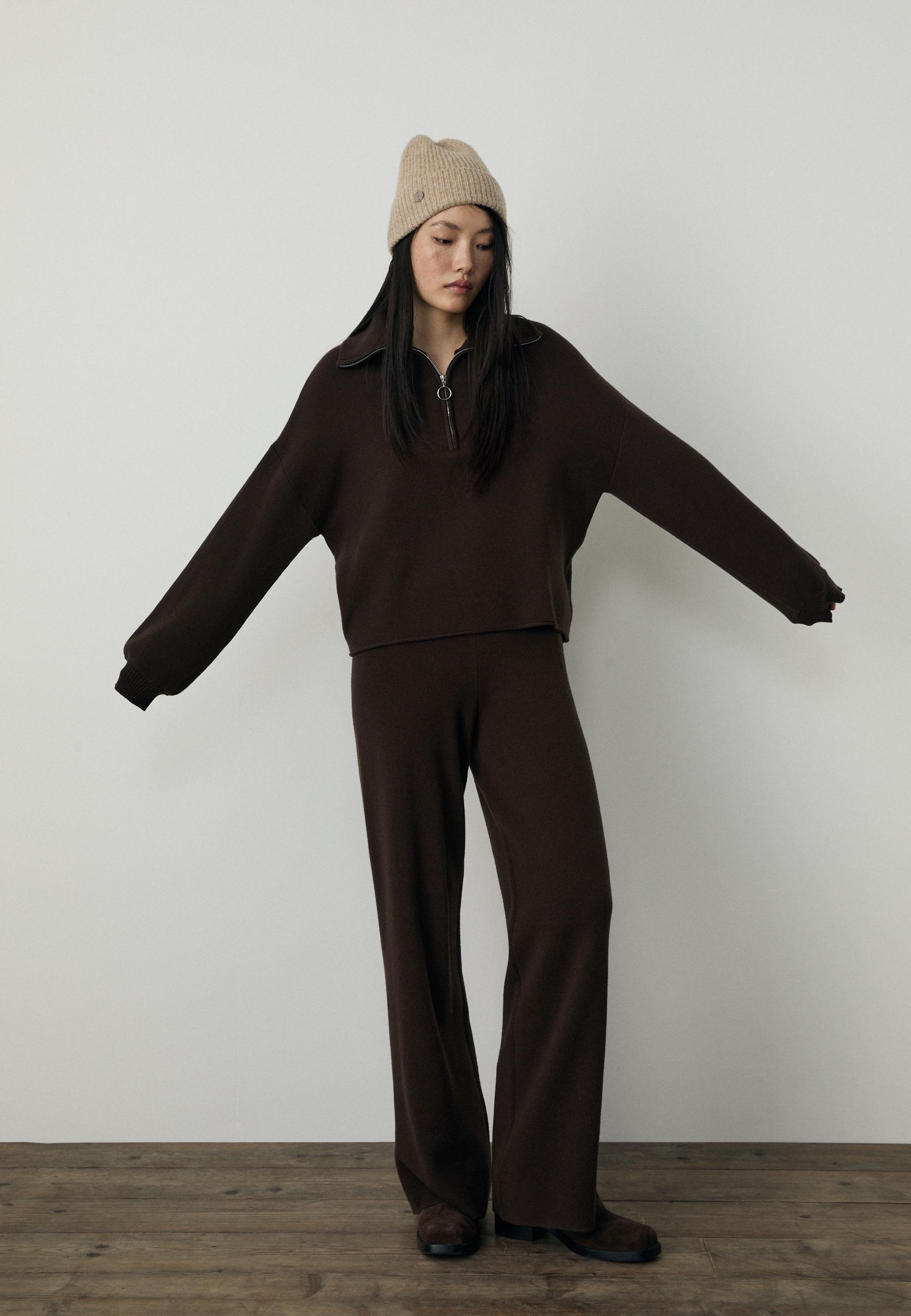 Knit jumper with zip - Women's fashion | Stradivarius Romania