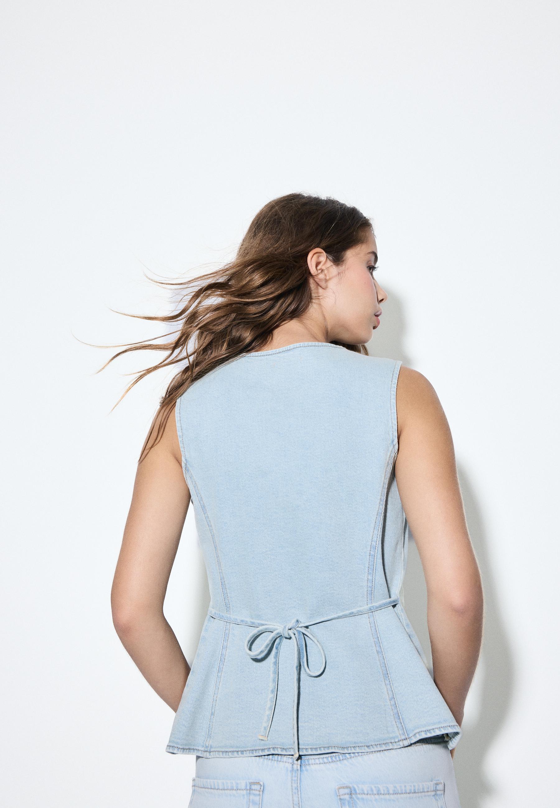 Fitted denim top — MEDIUM BLUE DENIM