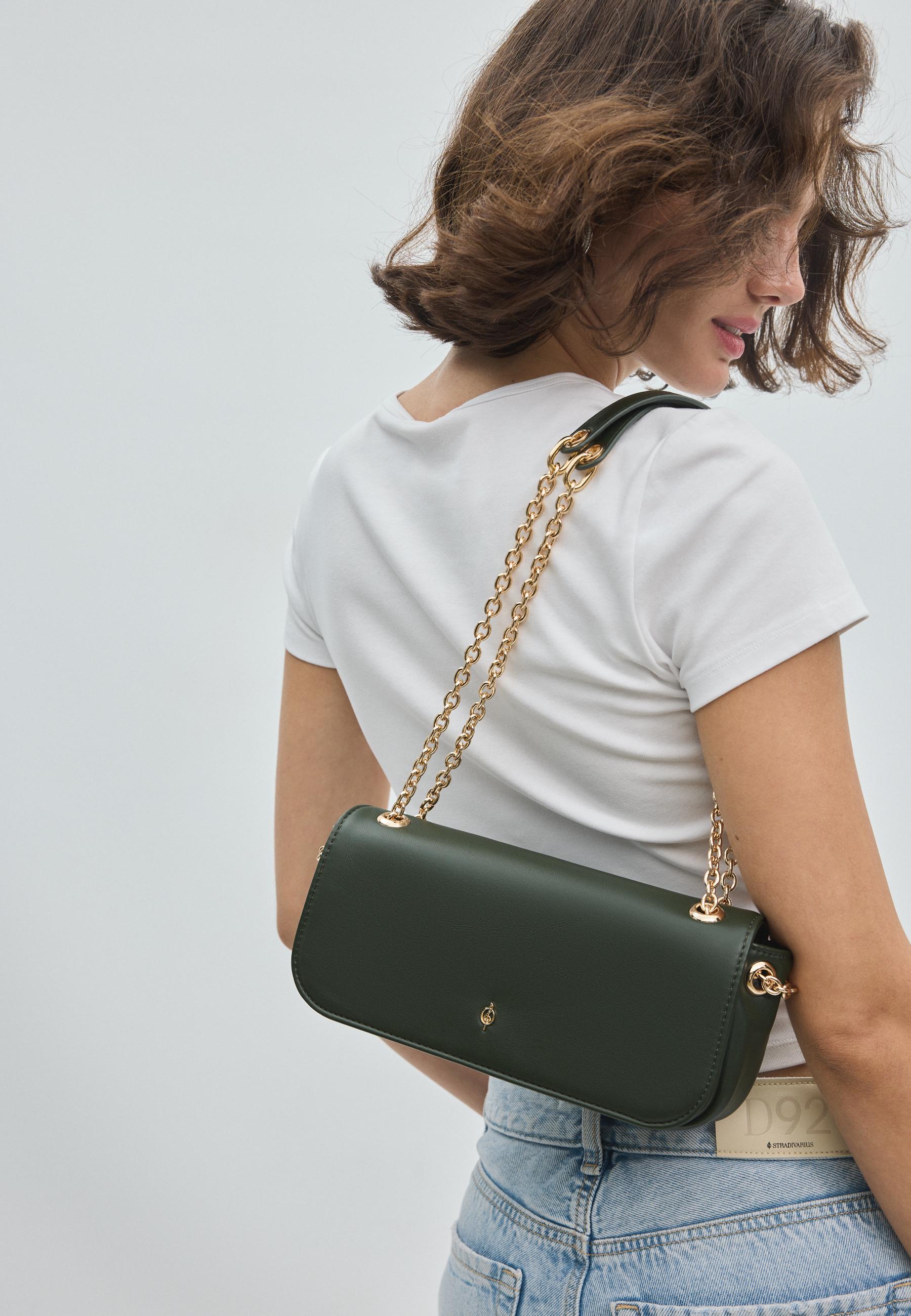 Logo chain crossbody bag — Bottle green