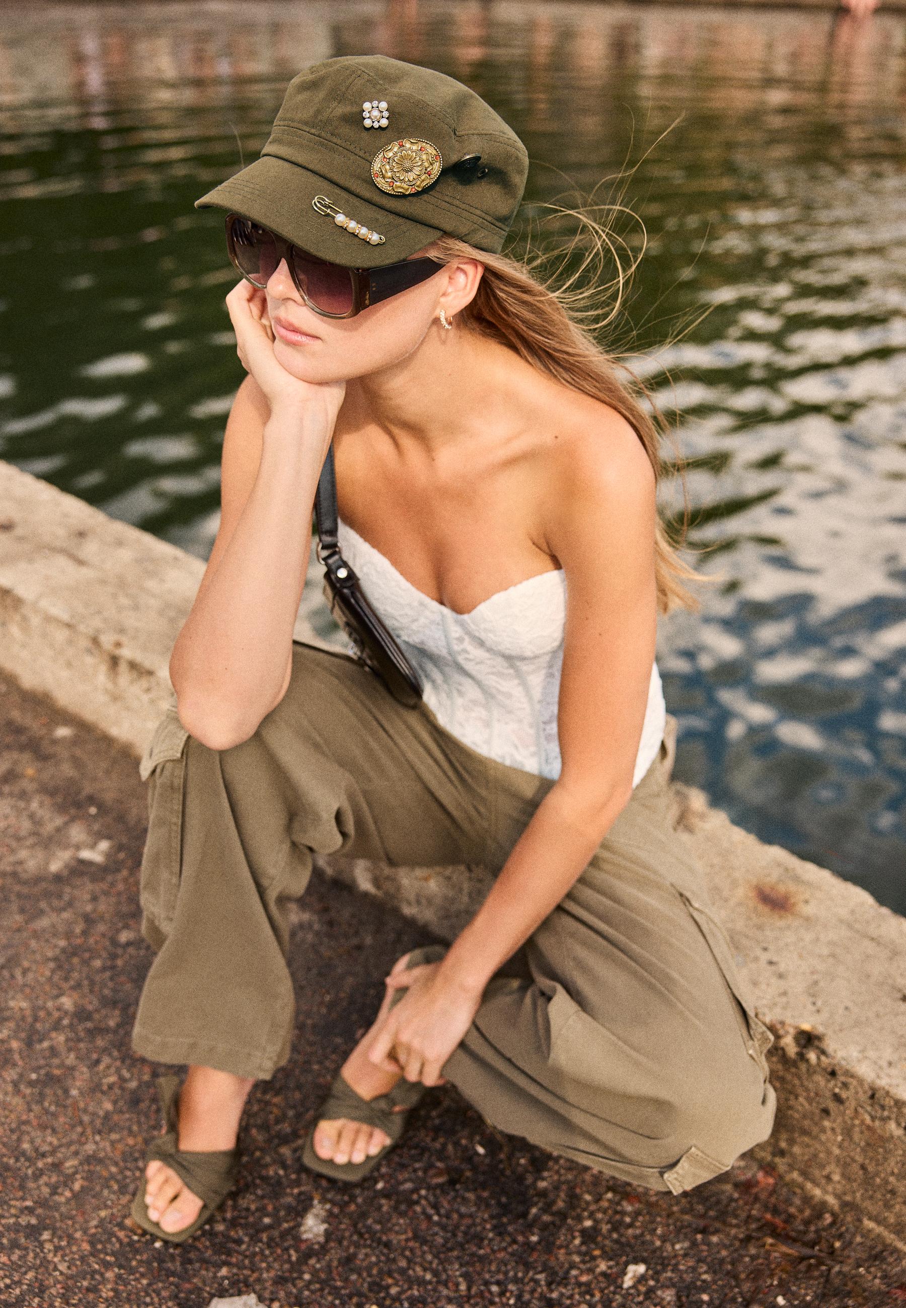 Beaded cap — Khaki