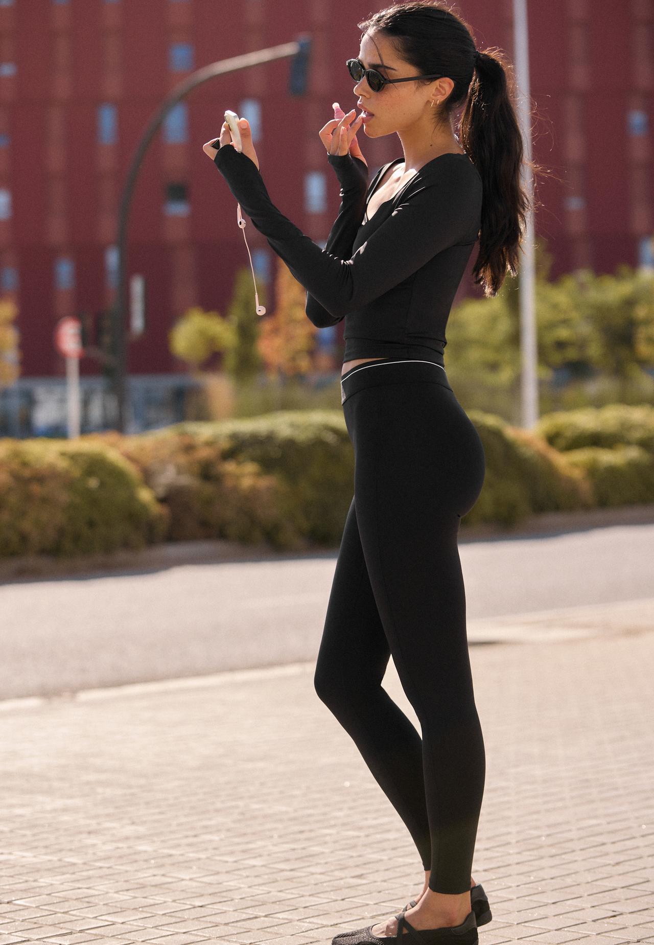 Basic leggings — Black