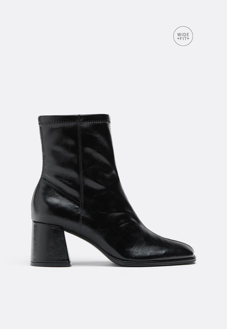 WIDE-LEG. Basic mid-heel ankle boots — BLACK 