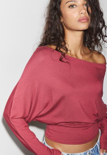 Asymmetric sash-effect top — Dark red 4