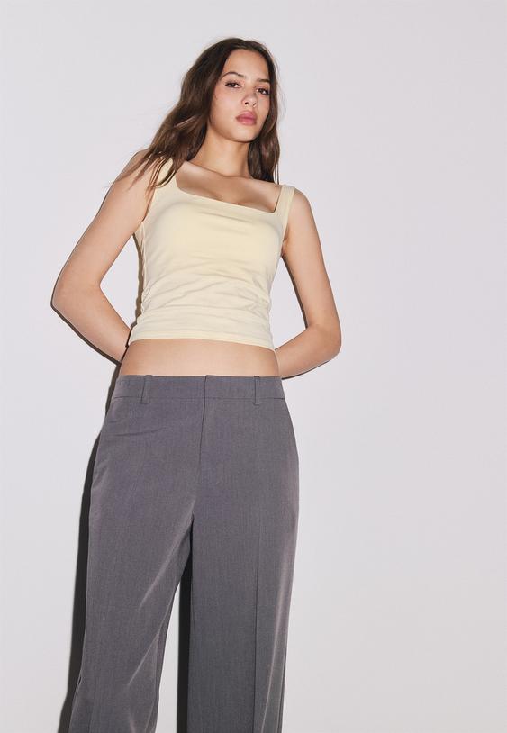 Elegantne Hlače Z Žepi