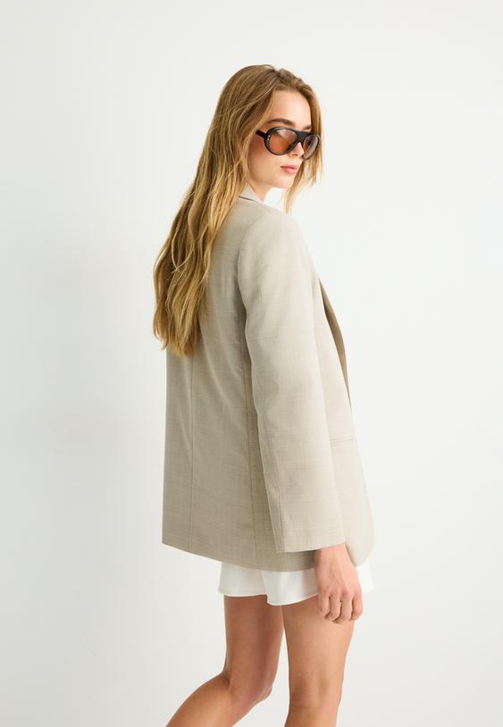 offener-blazer-mit-streifen