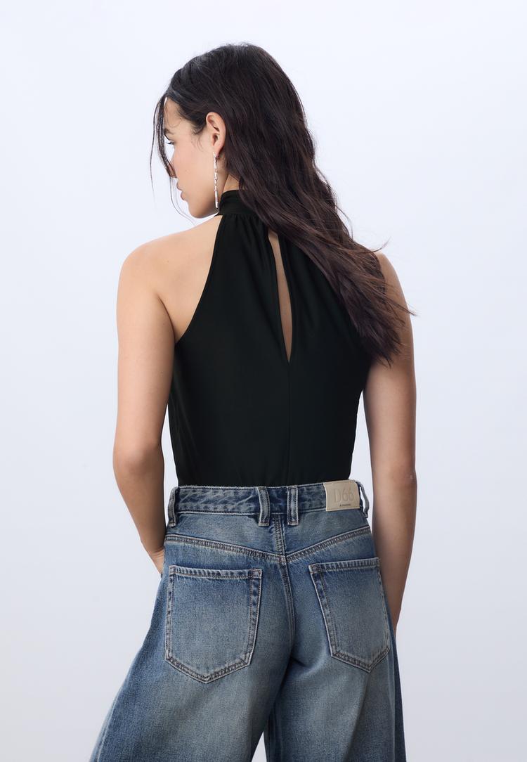 neckholder-body-mit-puffarmeln