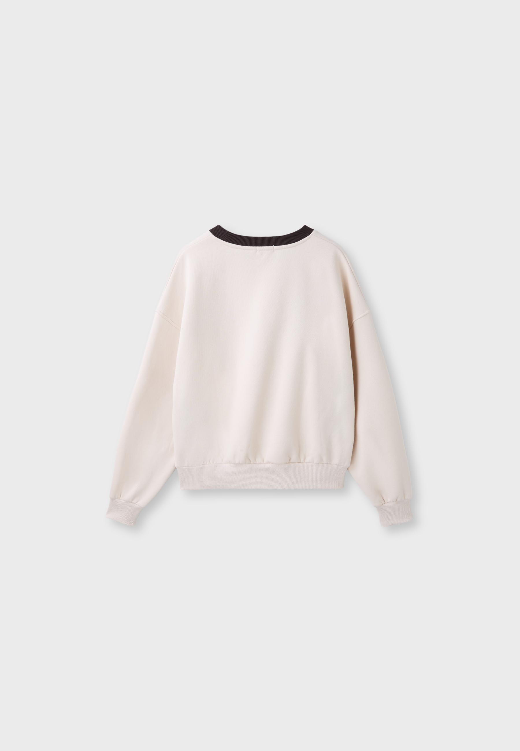 Contrast collar sweatshirt — Ecru