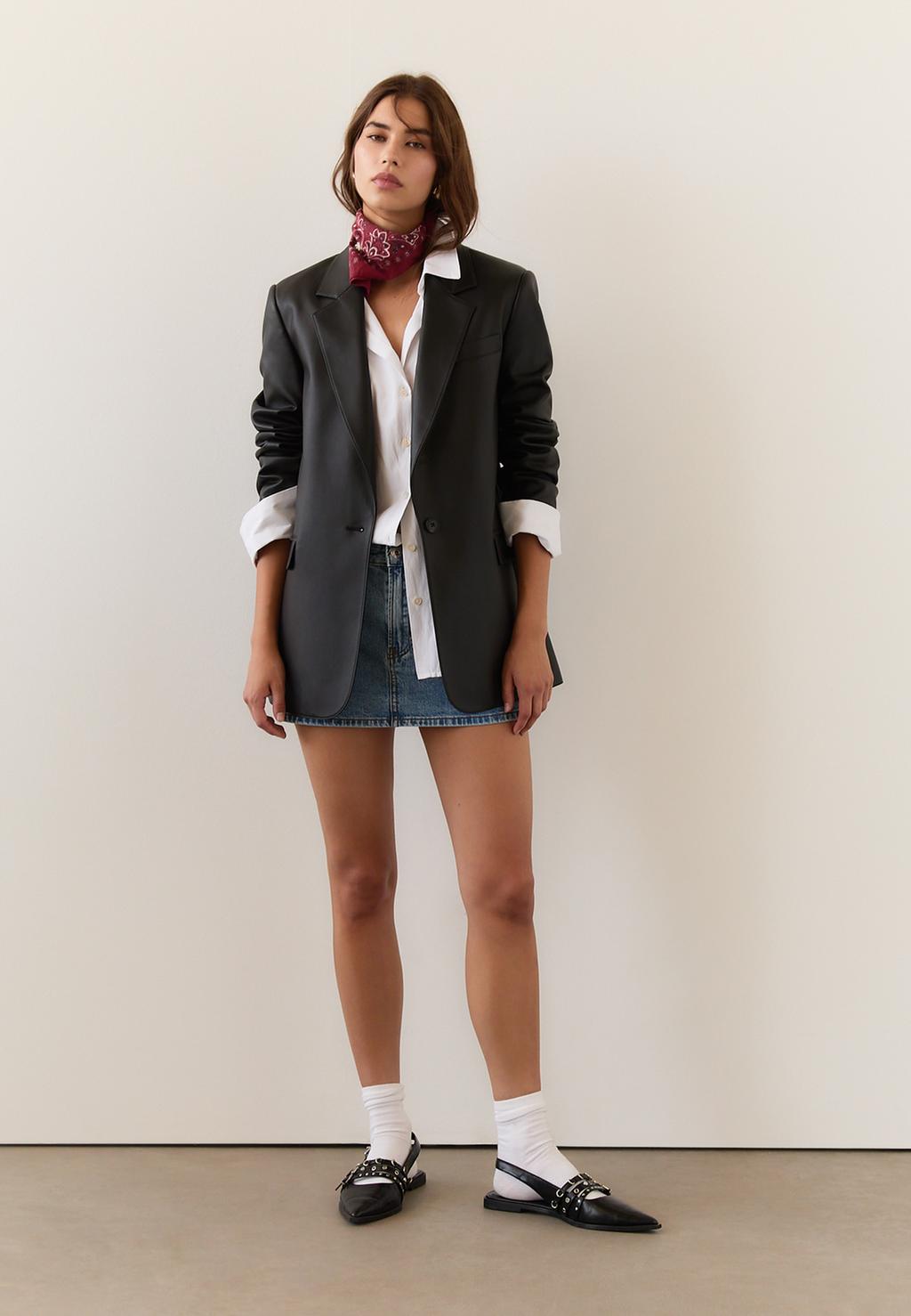 Americana regular fit efecto piel