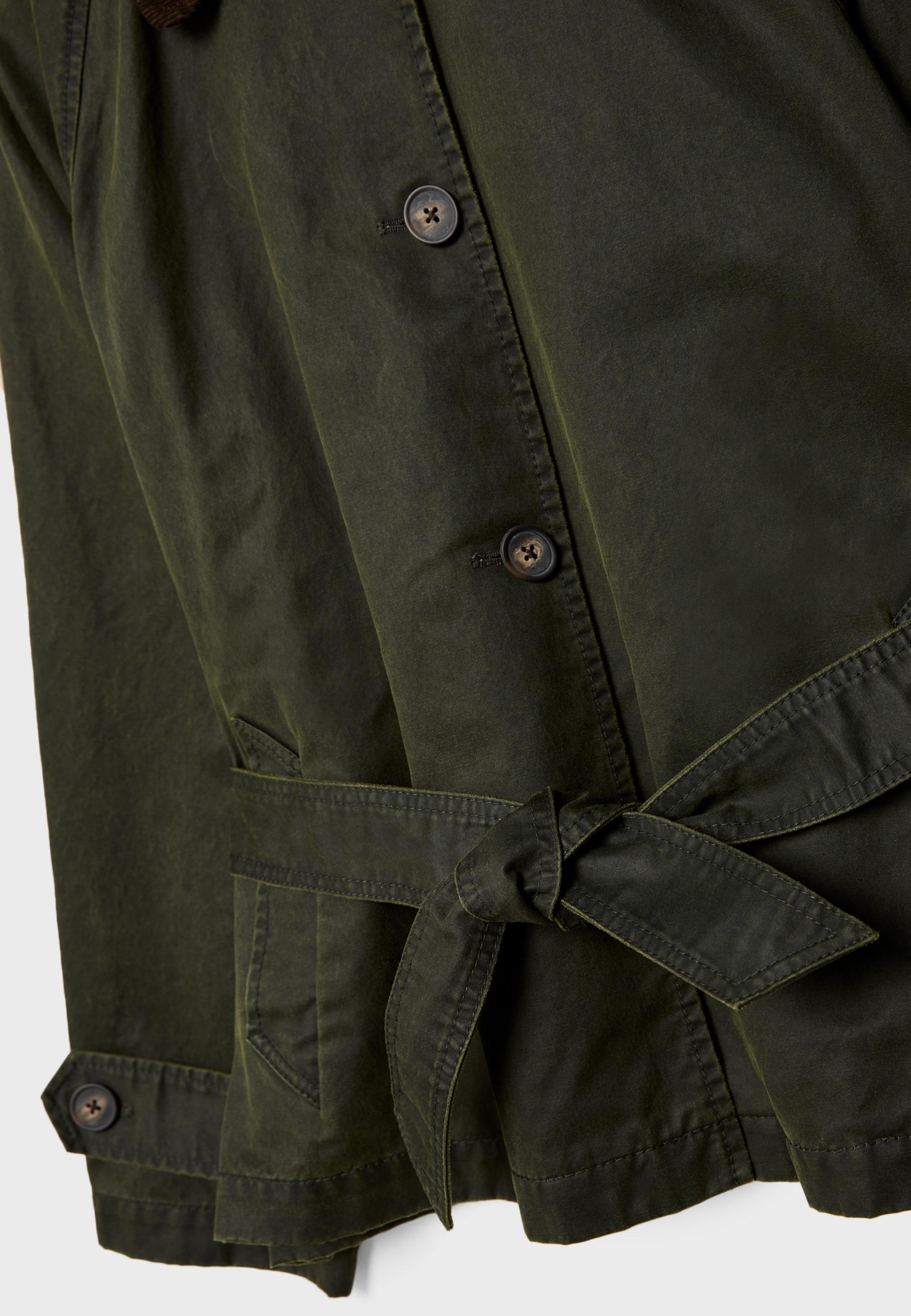 Short waxed trench coat with belt — Khaki