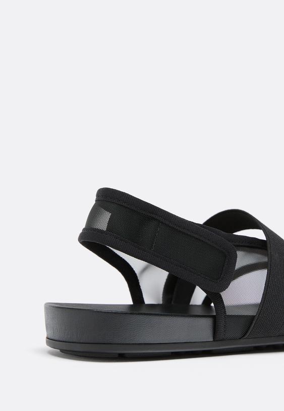Stradivarius Φλατ Σανδάλια Thong Τούλινο Μαύρο 36