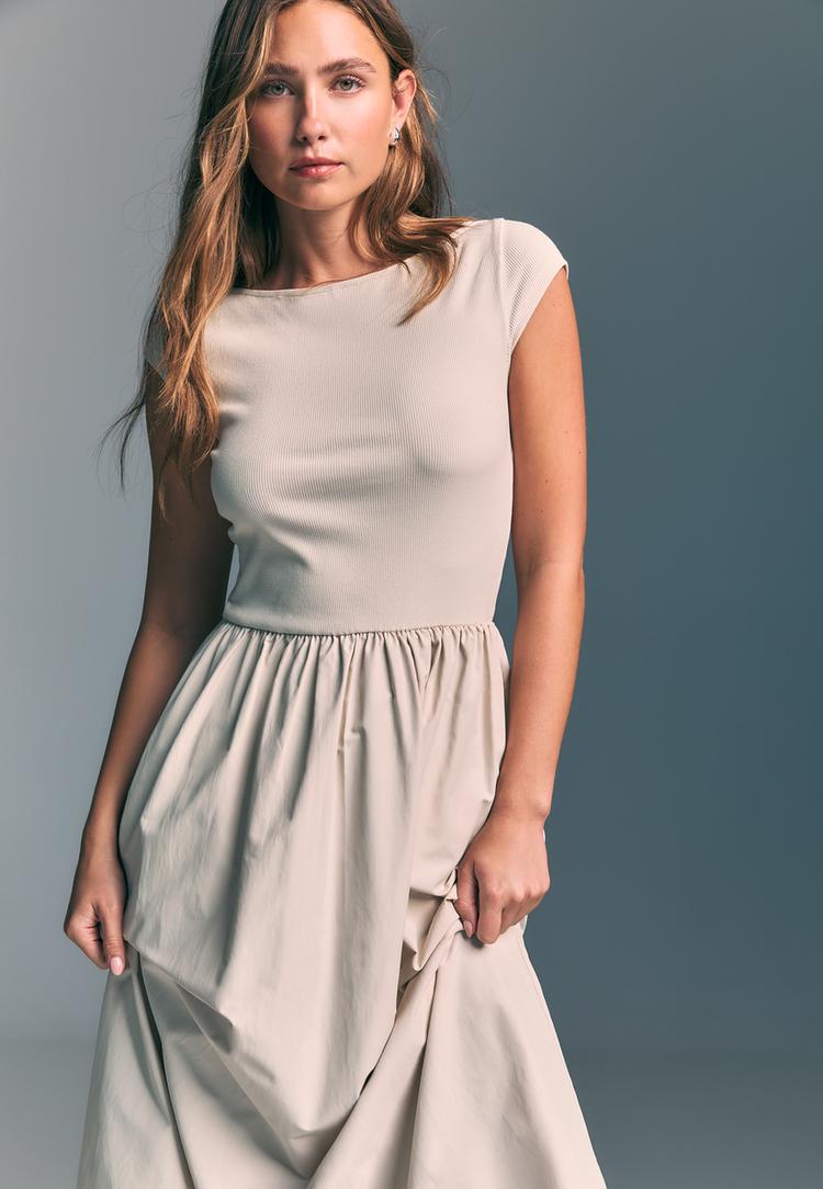 vestido midi combinado