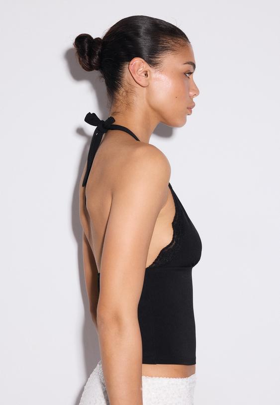 top halter encaje